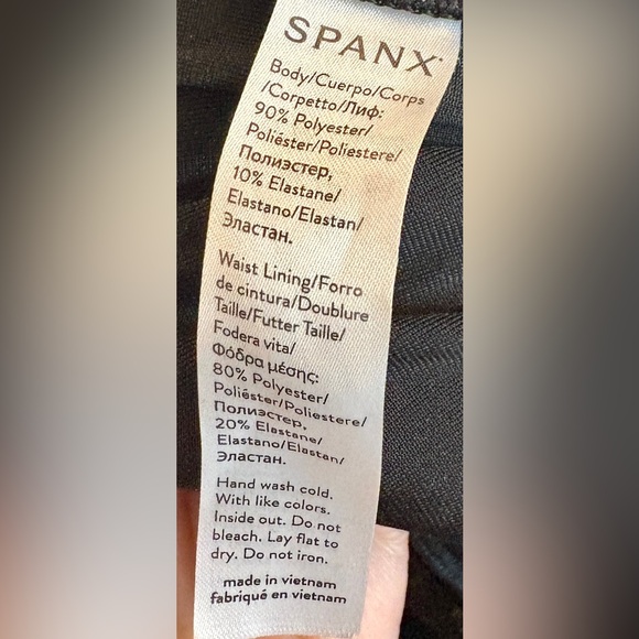 Spanx Velvet Shine Leggings, Black & Gold Metallic, High-Waist, Smoothing, sz 1X - Picture 7 of 7